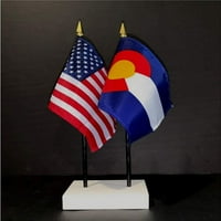 Американски и държавен миниатюрен Rayon 4 x6 офис бюро и малки флагове за размахване на ръка, включва щанд за бял флаг с 2 дупки и малки 4 x6 мини флагчета